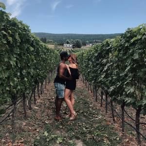 Meet your Posher, Whitney